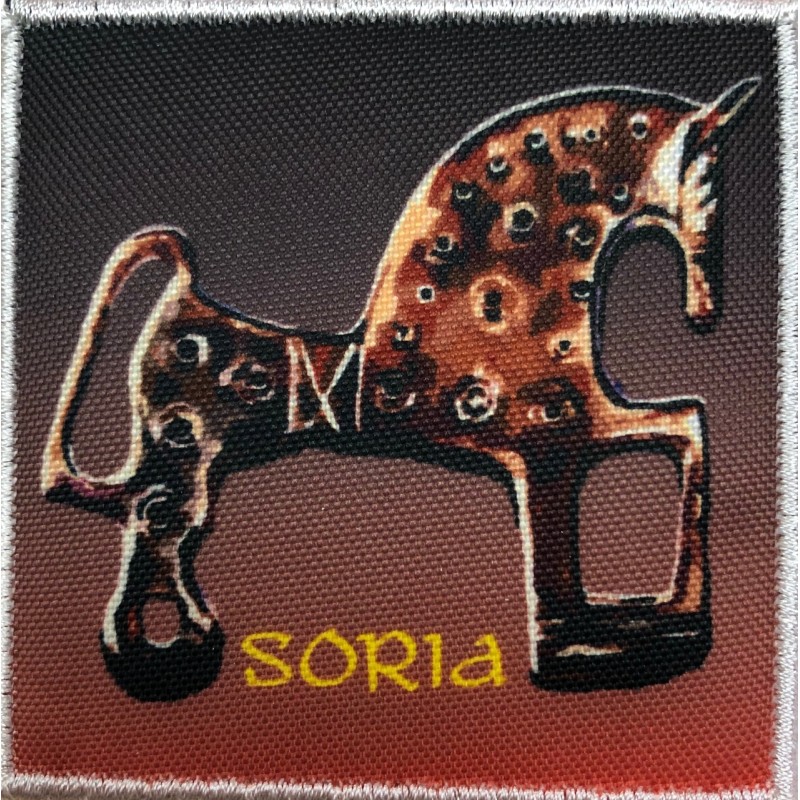 PARCHE TEXTIL ADHESIVO PLANCHA CABALLO FONDO MARRON 6,5 X 6,5 CM