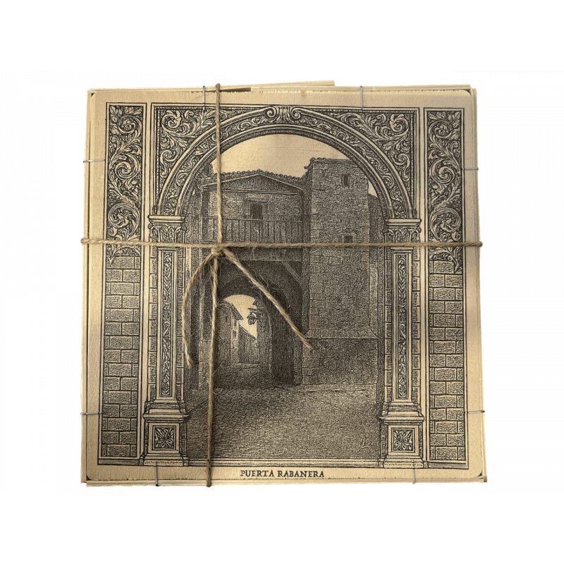 Caja Madera Puerta Rabanera rellena Caramelos Toffee